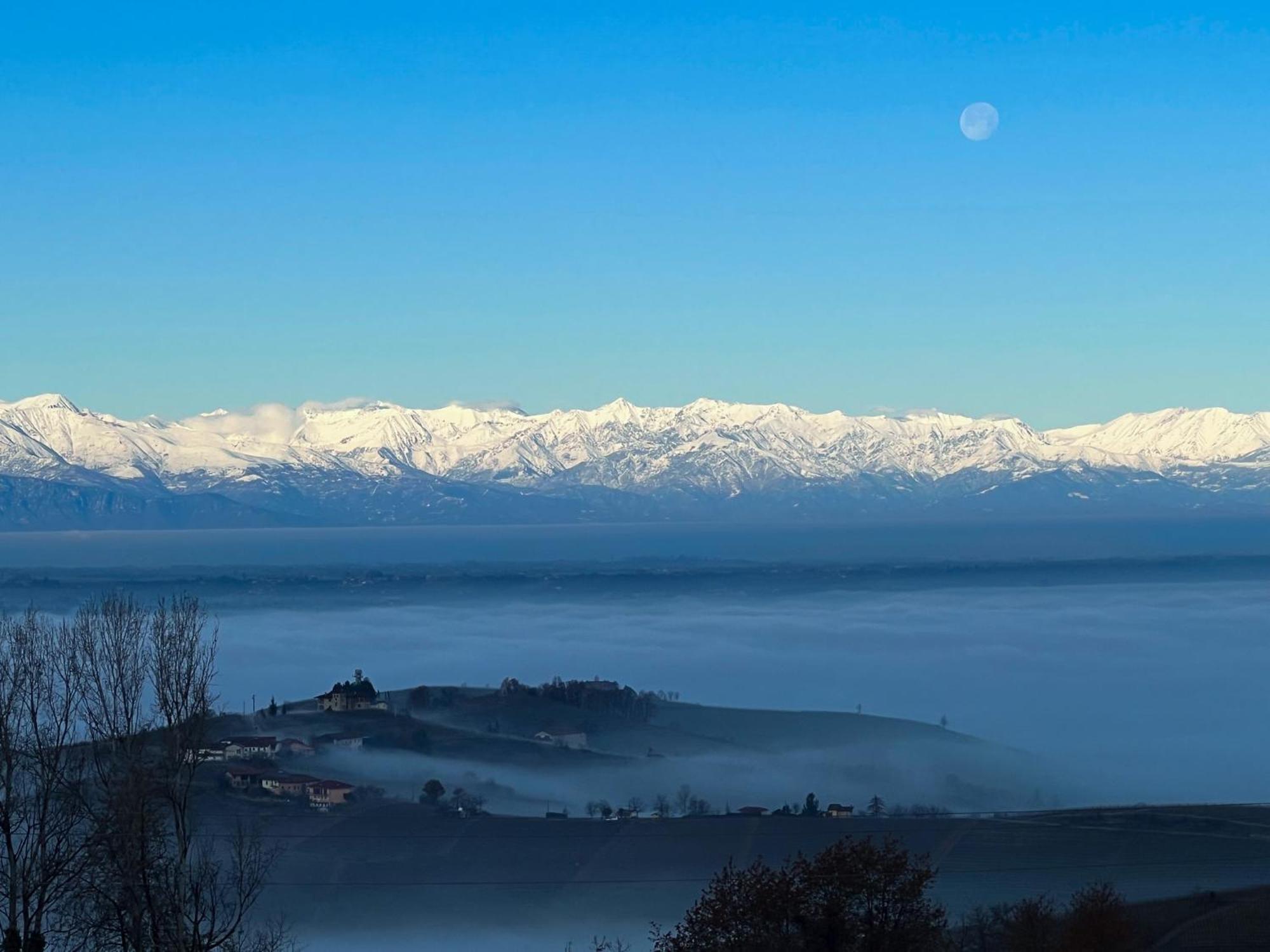 Vila Just Langhe Casa Barolo Novello Exteriér fotografie