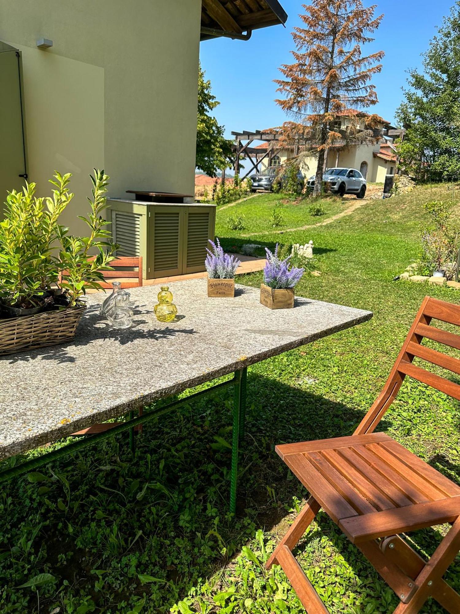 Vila Just Langhe Casa Barolo Novello Exteriér fotografie