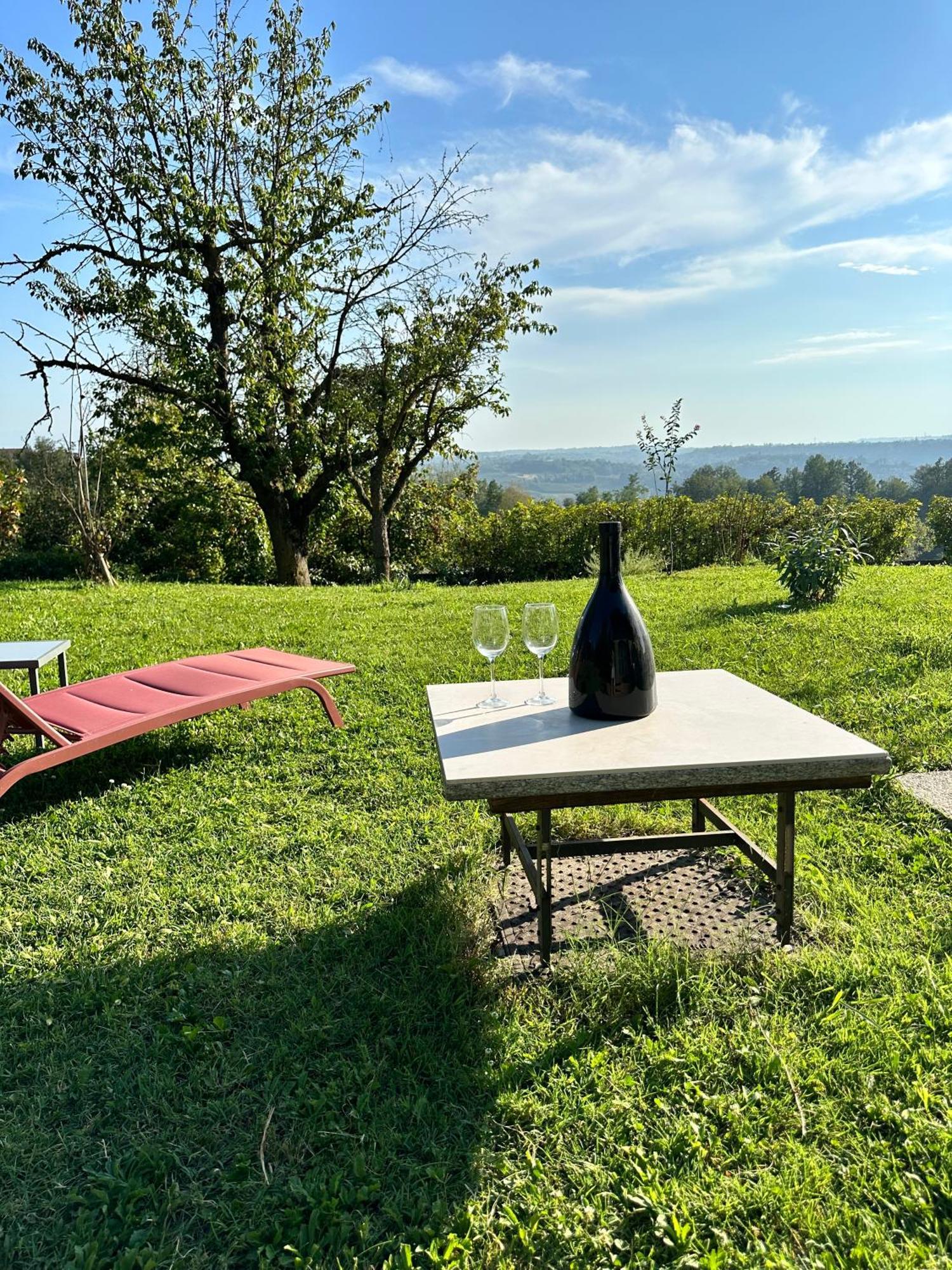 Vila Just Langhe Casa Barolo Novello Exteriér fotografie