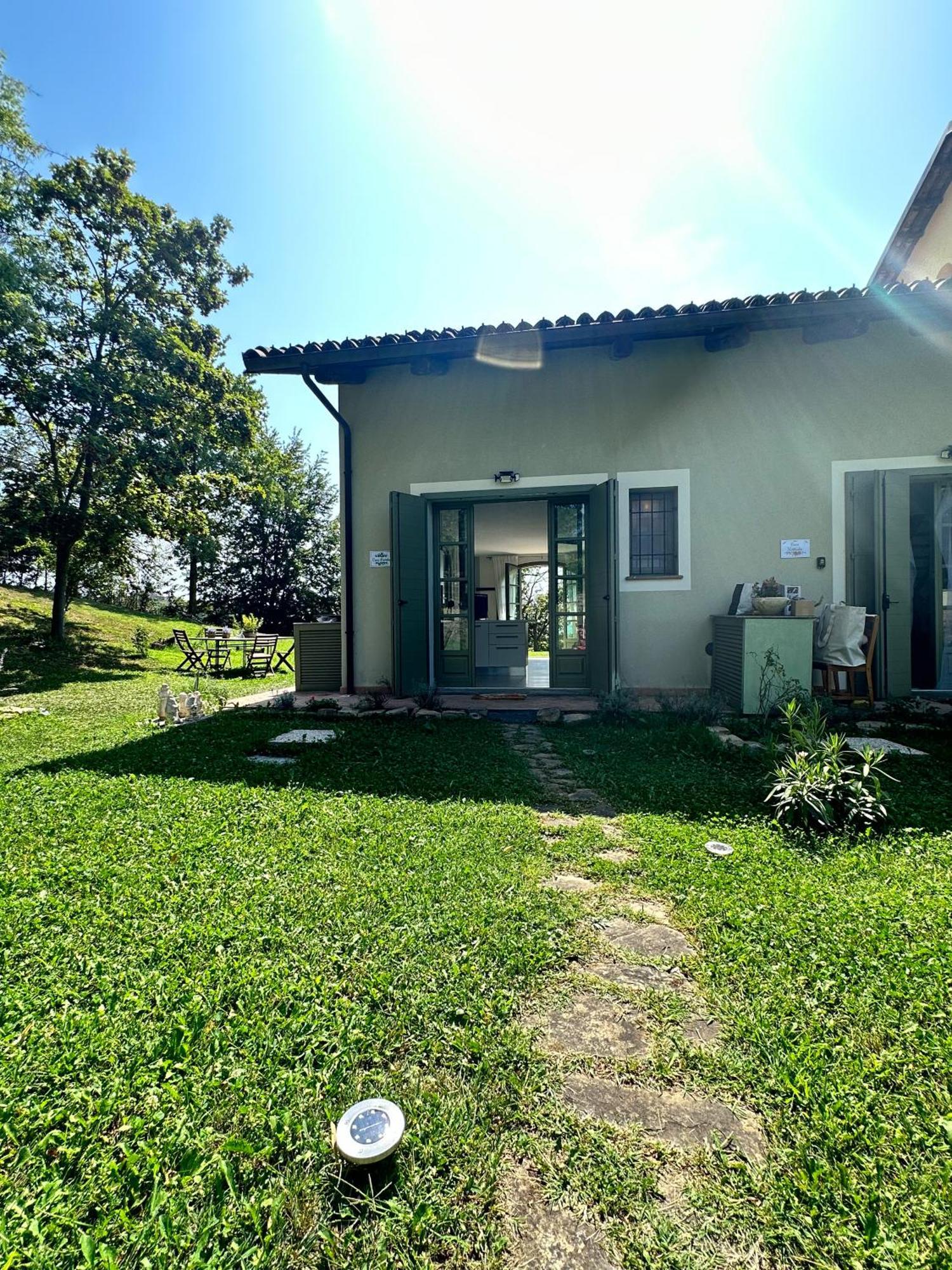 Vila Just Langhe Casa Barolo Novello Exteriér fotografie