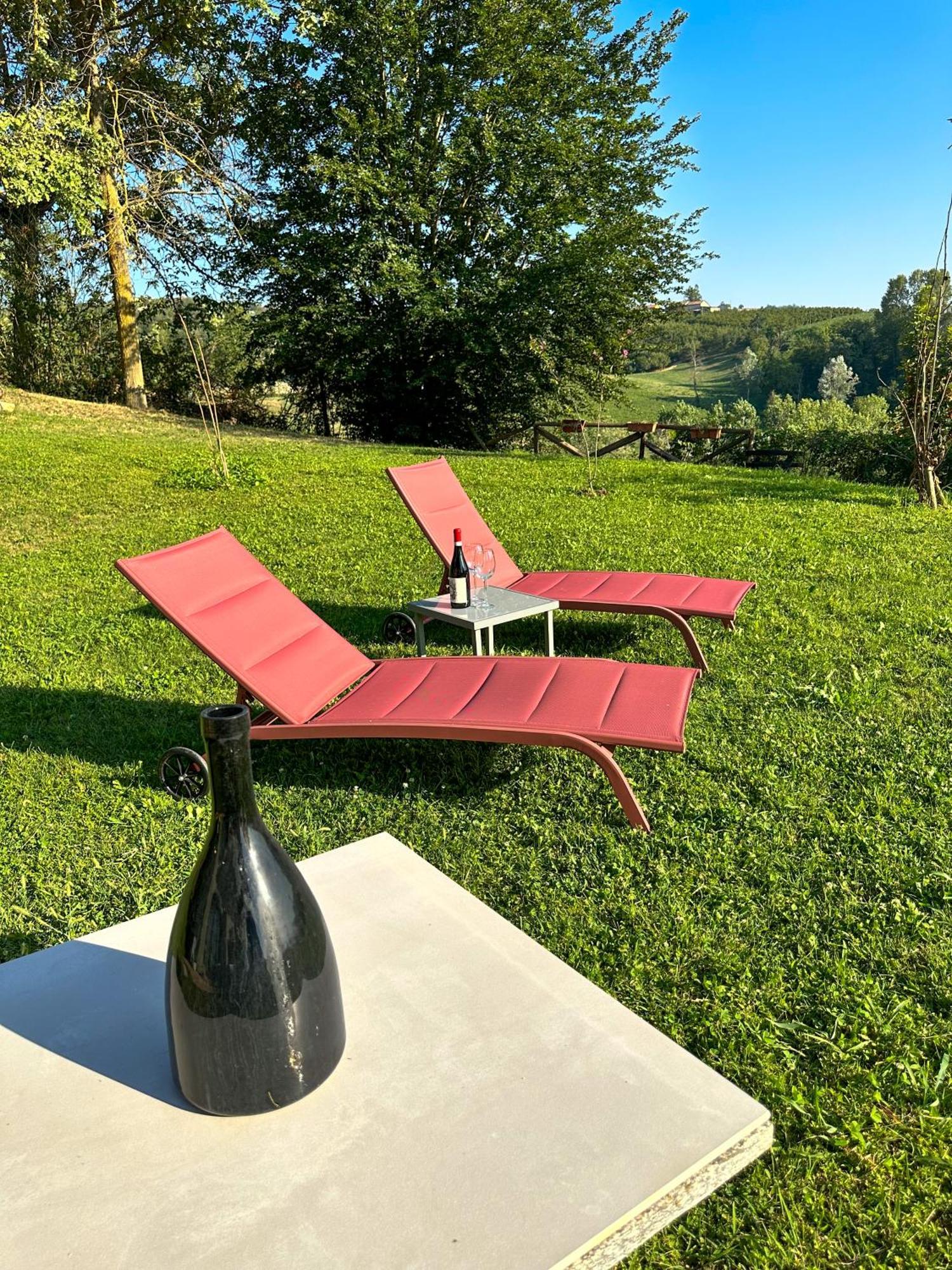 Vila Just Langhe Casa Barolo Novello Exteriér fotografie