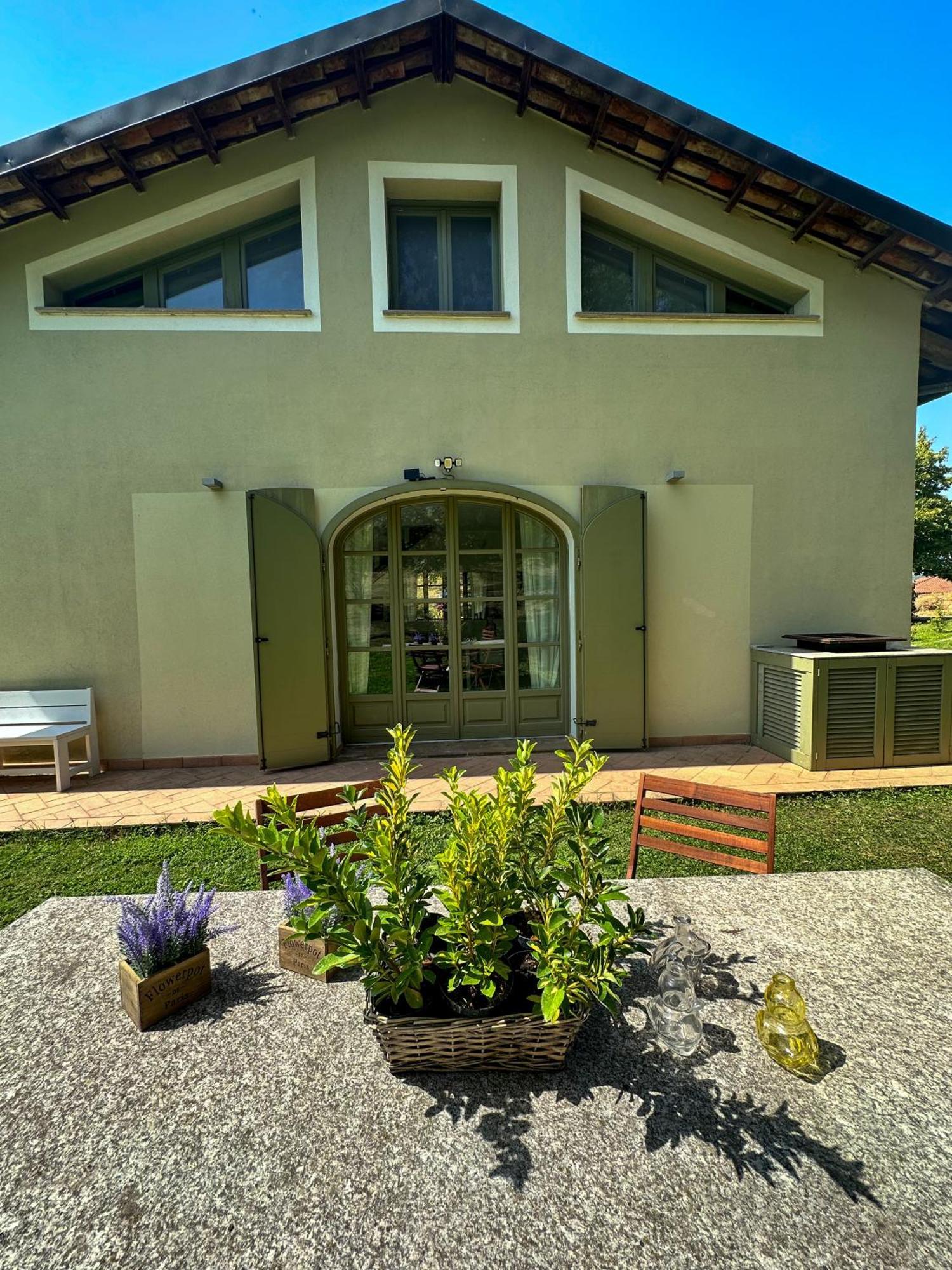 Vila Just Langhe Casa Barolo Novello Exteriér fotografie